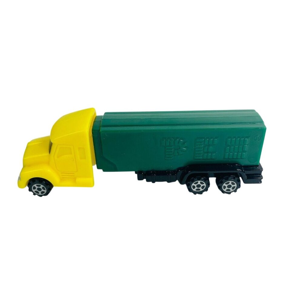 PEZ Candy Dispenser 18 Wheeler Green Yellow Truck 2004 Collectible u
